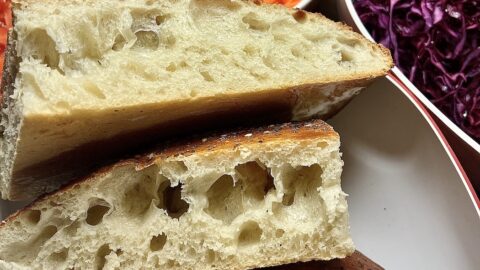 turks brood, gesneden